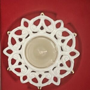NWT Lenox Snow Lights Porcelain Candle Holder